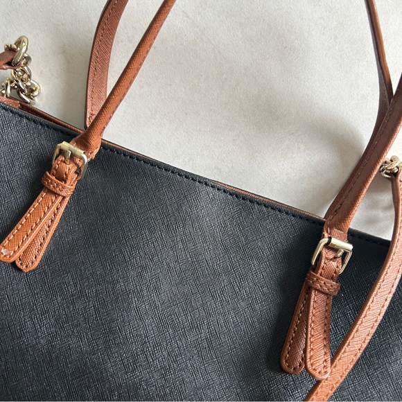 Calvin Klein Crossbody Tote Bag - Picture 5 of 12